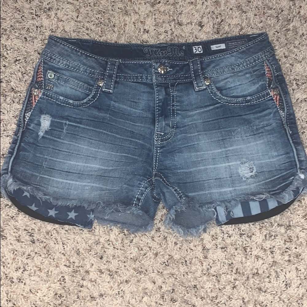 Miss Me Flag pocket shorts